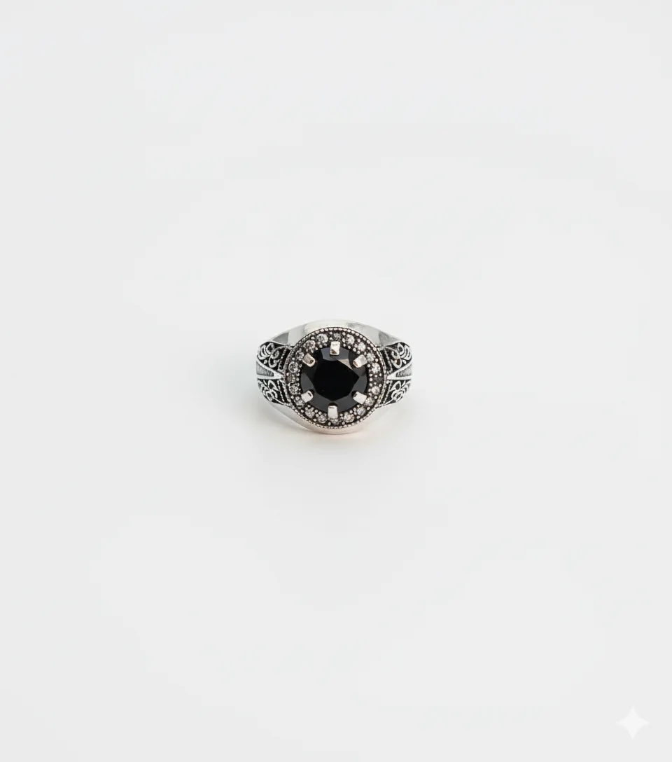 Silver-ring-with-black-onyx-stone1