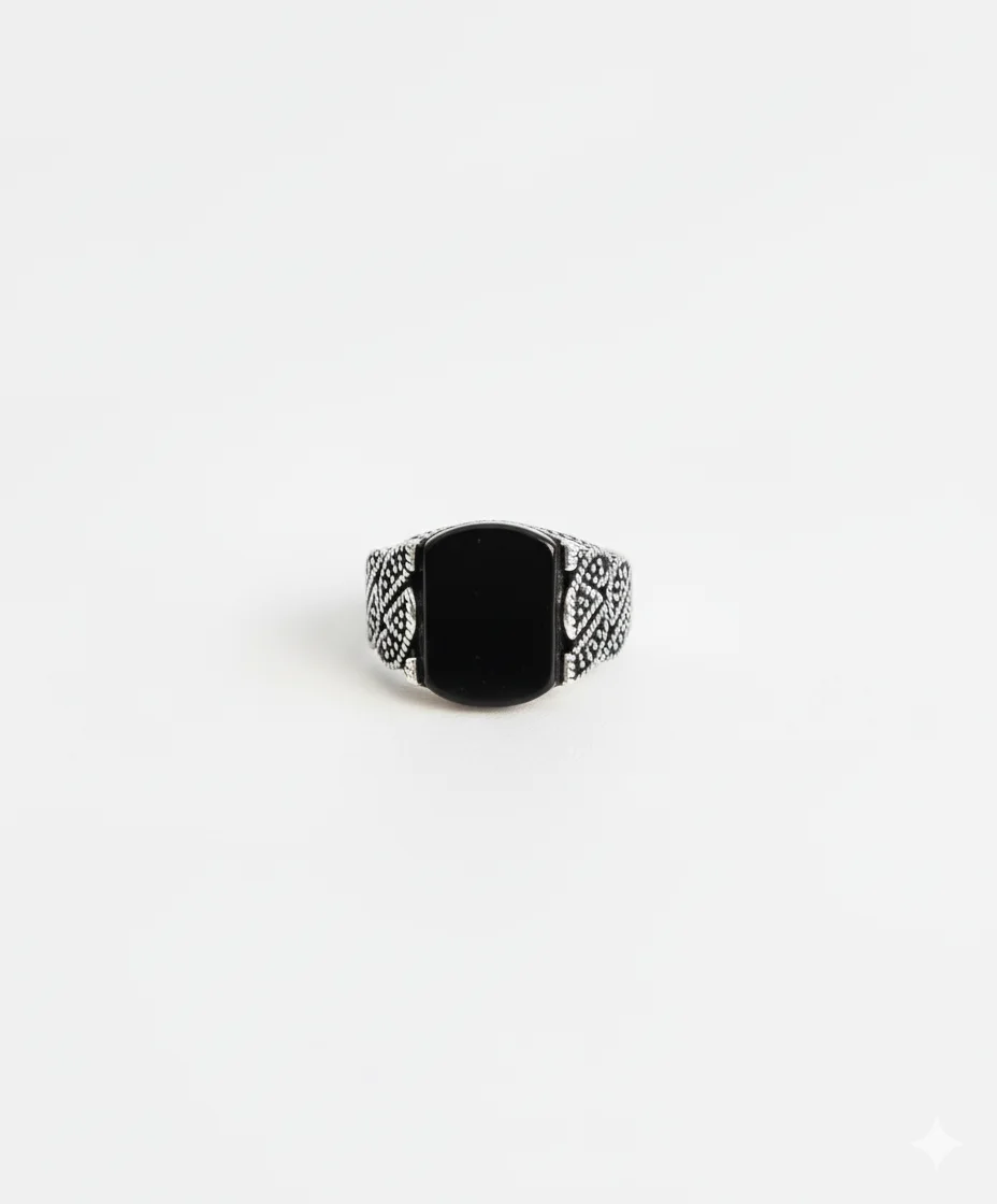 silver-ring-with-classic-body-pattern1