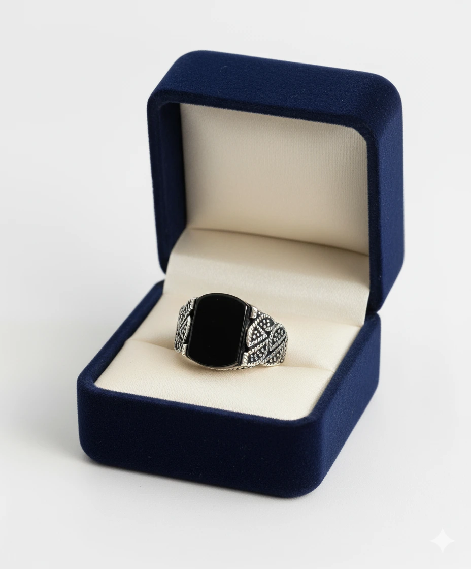 silver-ring-with-classic-body-pattern3