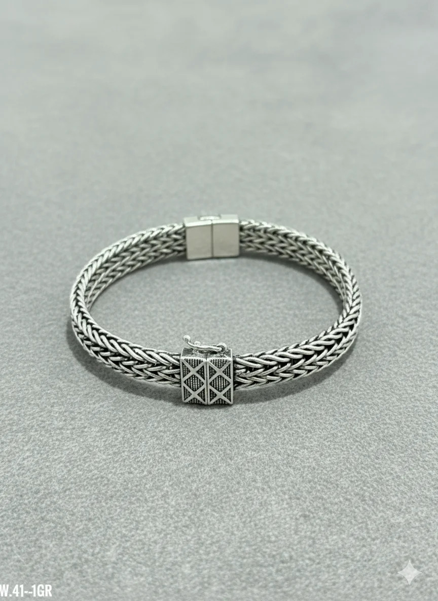 Silver-bracelet-with-woven-chain1